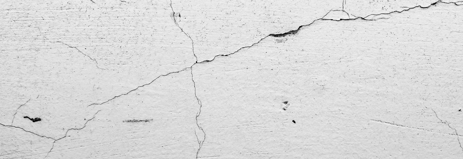 Feuchtigkeitsmessung zeigt erhöhte Feuchtigkeit im Haus